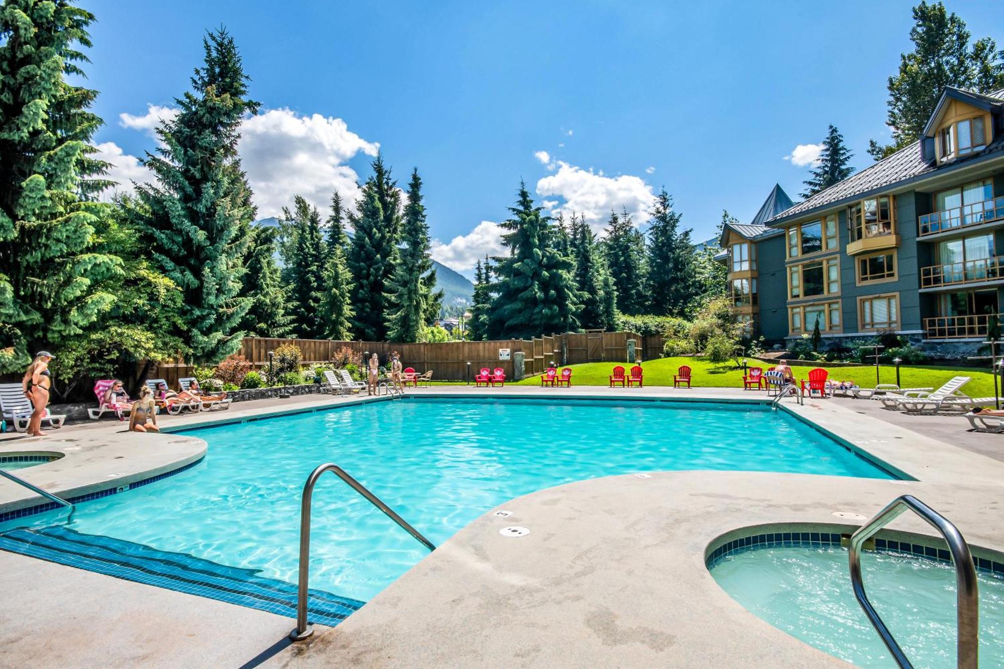 Cascade Lodge Уистлер Экстерьер фото