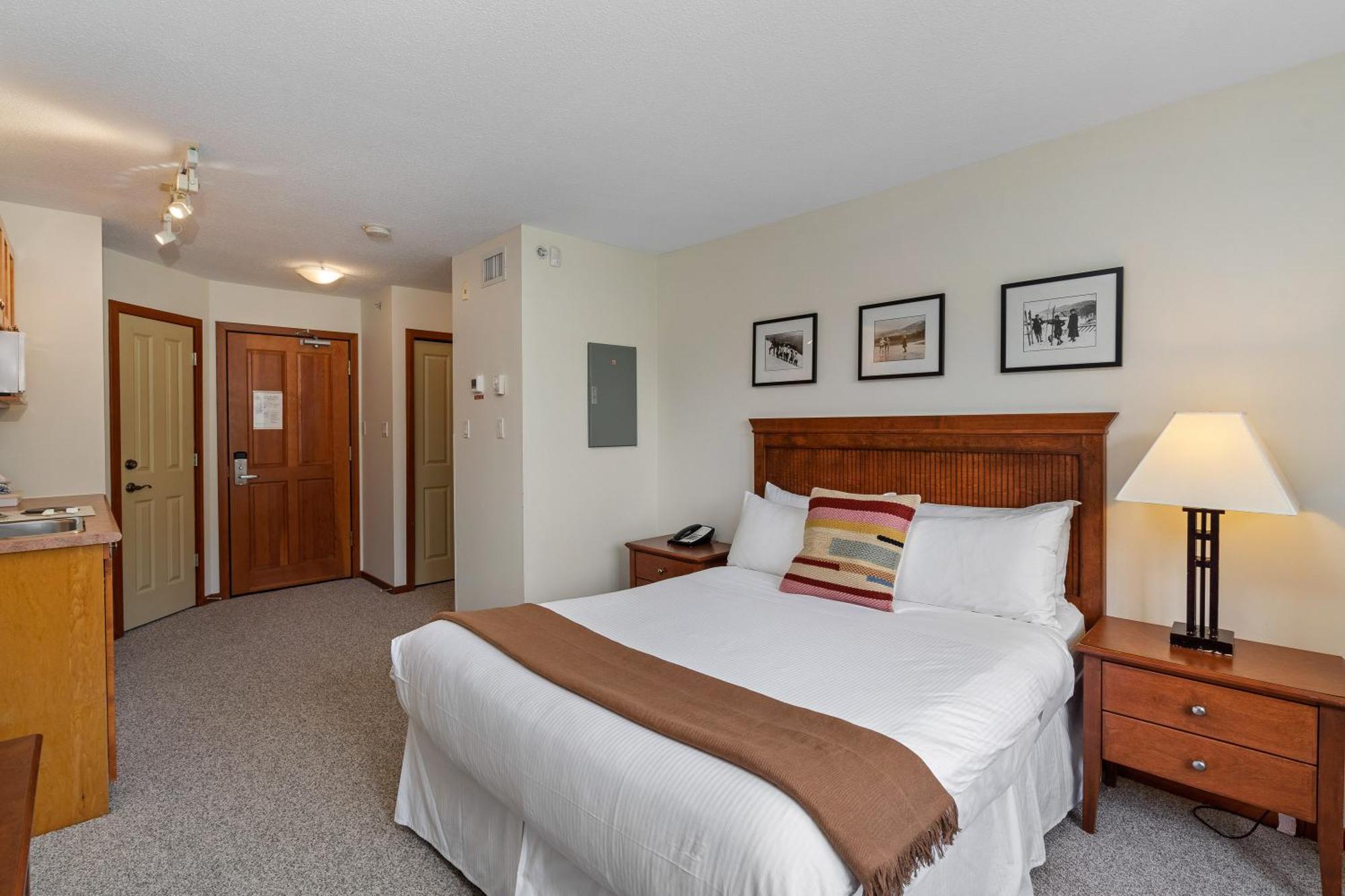 Cascade Lodge Уистлер Экстерьер фото