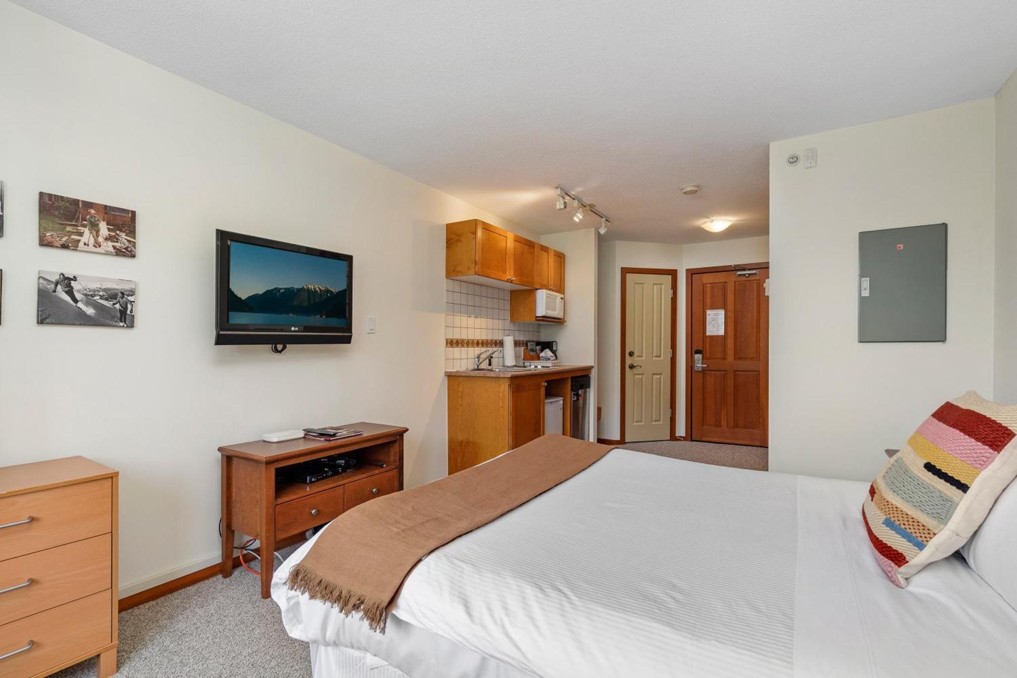 Cascade Lodge Уистлер Экстерьер фото