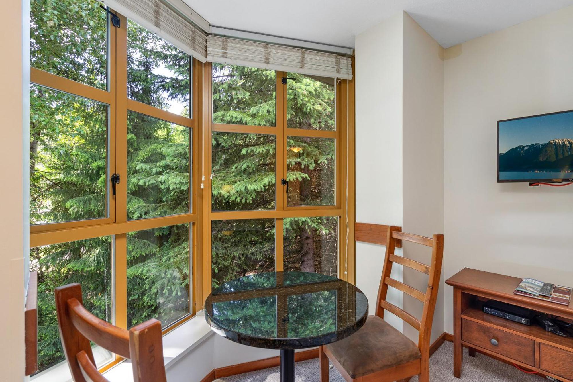 Cascade Lodge Уистлер Экстерьер фото