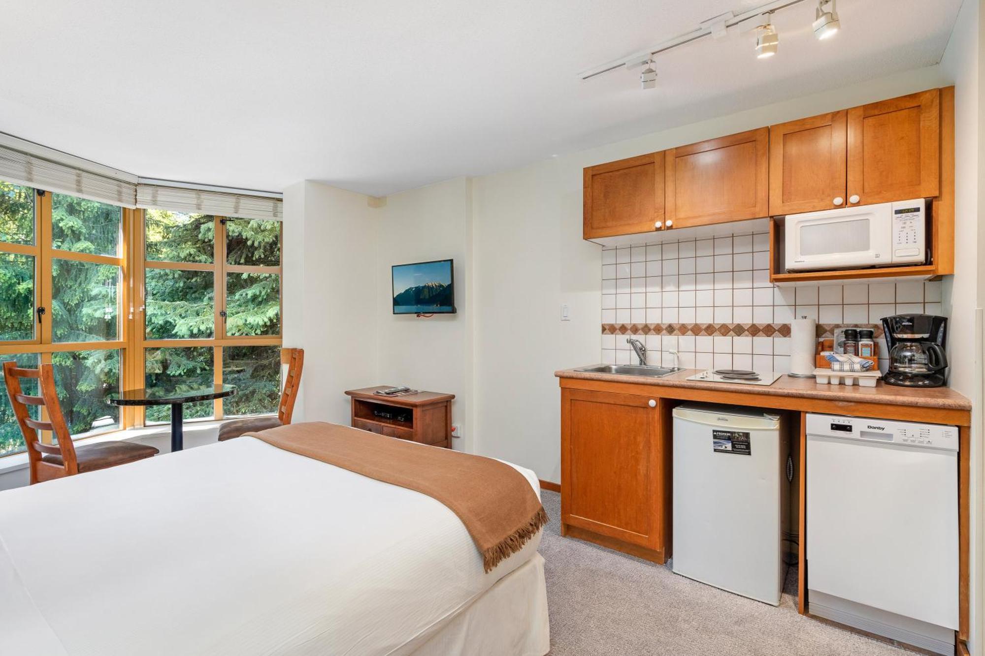 Cascade Lodge Уистлер Экстерьер фото