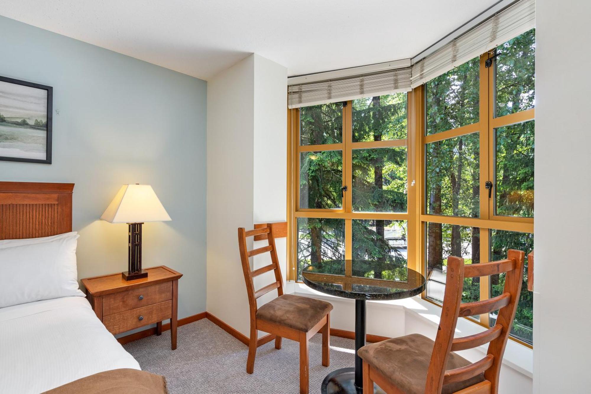 Cascade Lodge Уистлер Экстерьер фото